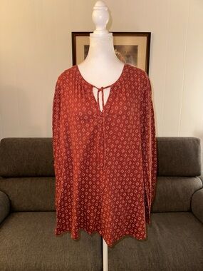 Lucky Brand Rust Diamond Print Top with Tie Neck